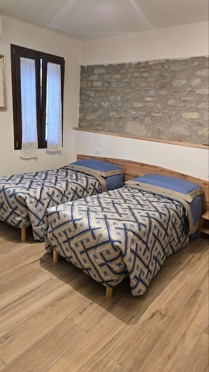 Ca Mandarein Bed & Breakfast Quattro Castella Luaran gambar
