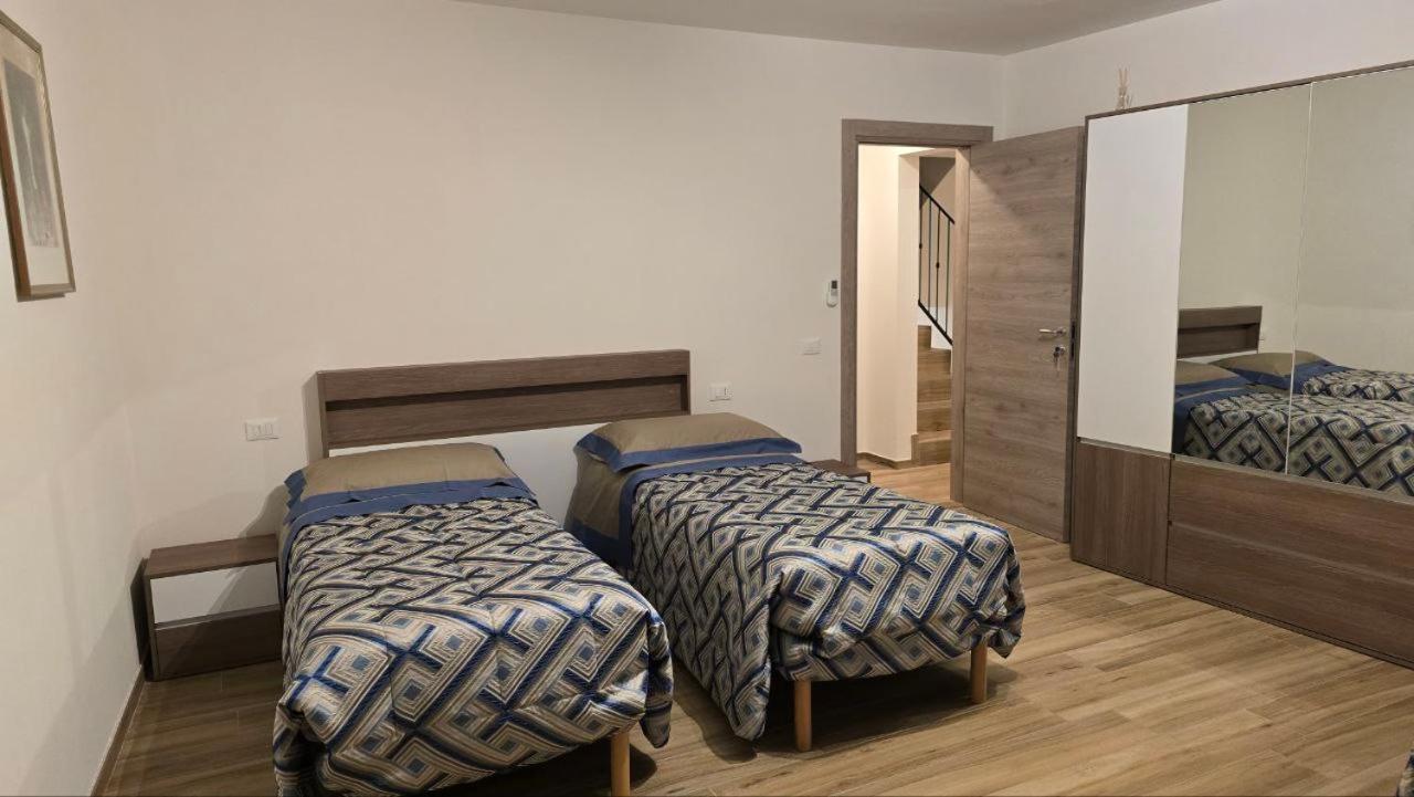 Ca Mandarein Bed & Breakfast Quattro Castella Luaran gambar